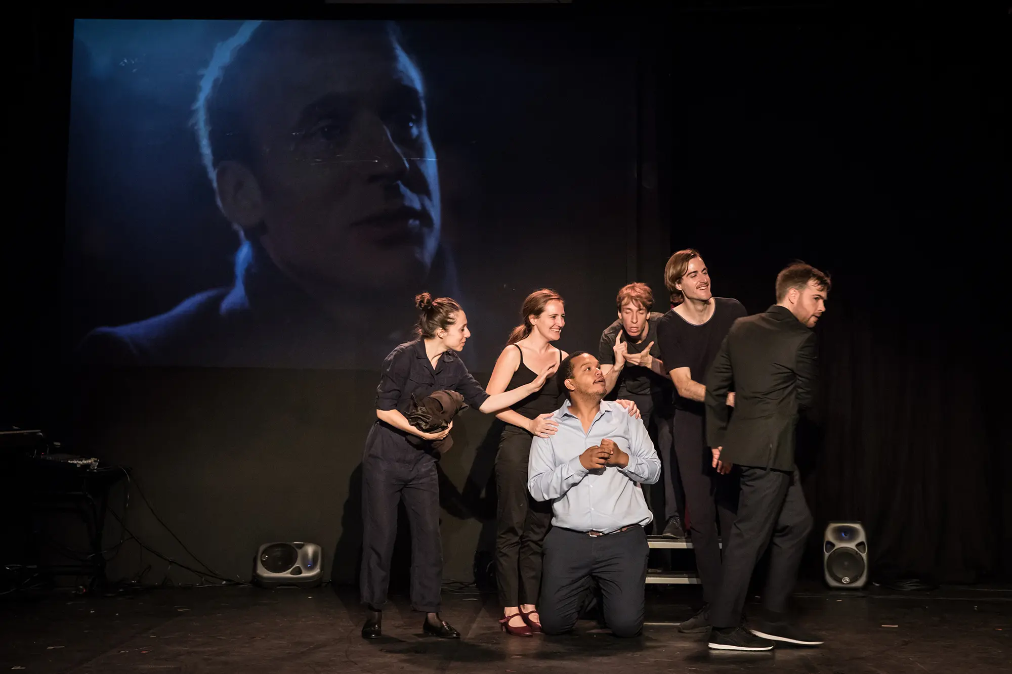 Je m'en vais mais l'etat demeure30