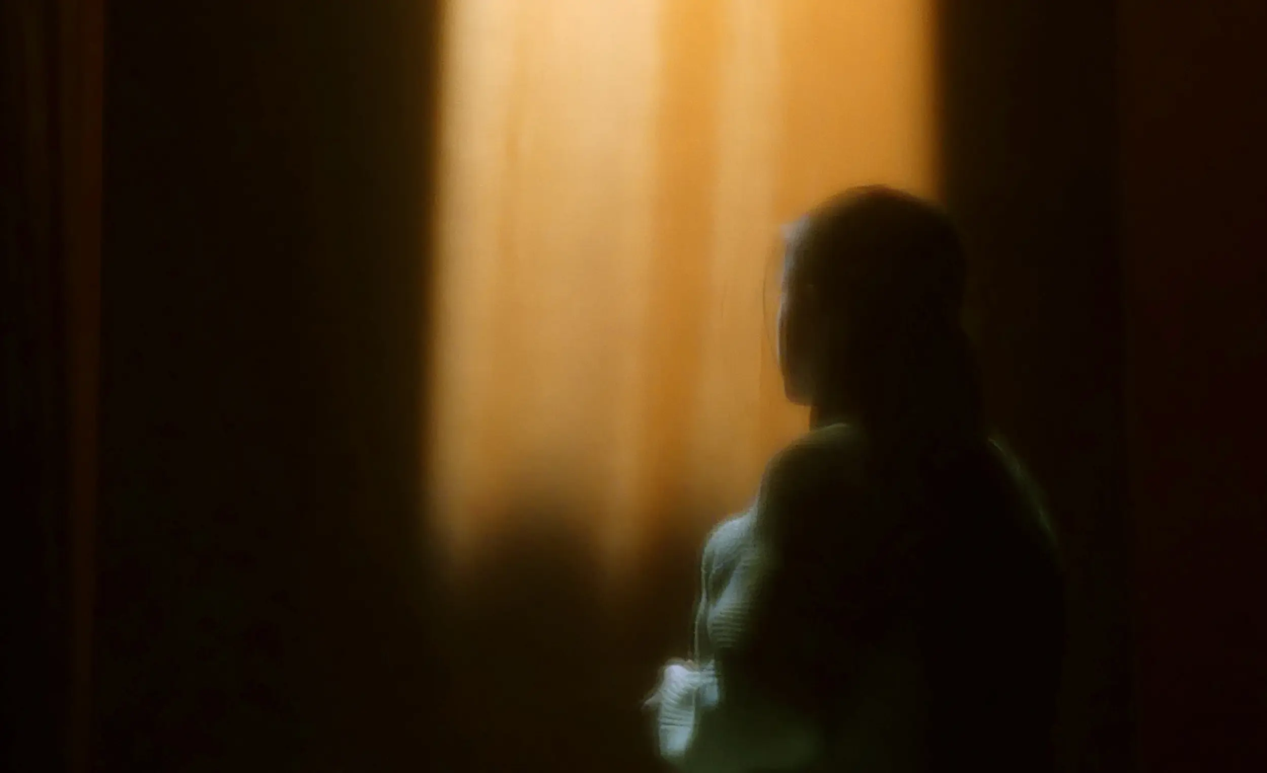 le_soleil_brille_pourtant_dehors_mathilda_bouttau_1_copie.jpg