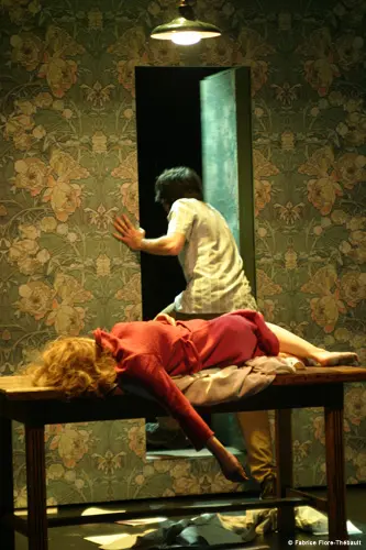 On est mieux ici qu'en bas_004