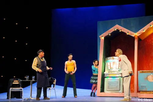 Le jour se lève Léopold_002