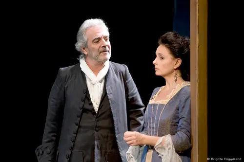 Les Fausses Confidences_005