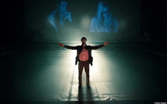 Les particules élémentaires-2015_007