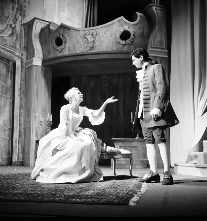 Les Fausses confidences_PHO_001